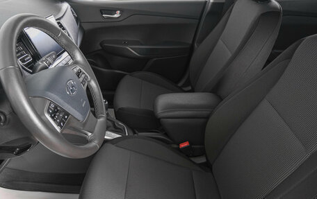 Hyundai Solaris II рестайлинг, 2021 год, 1 949 000 рублей, 9 фотография