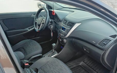 Hyundai Solaris II рестайлинг, 2014 год, 1 100 000 рублей, 12 фотография