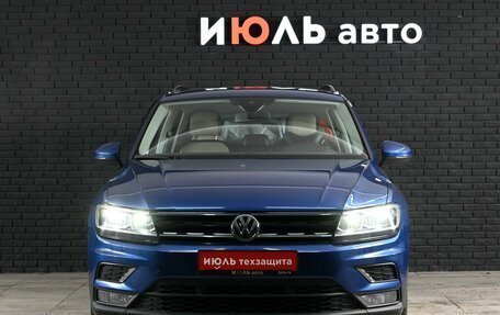 Volkswagen Tiguan II, 2020 год, 2 690 000 рублей, 2 фотография