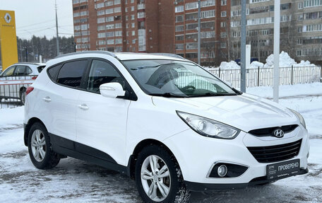 Hyundai ix35 I рестайлинг, 2013 год, 1 370 000 рублей, 3 фотография