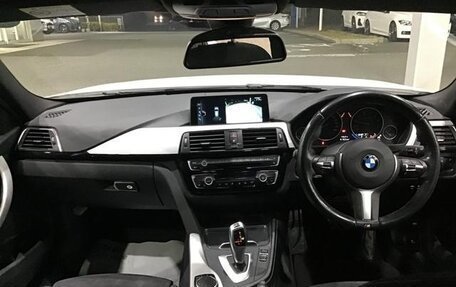 BMW 3 серия, 2016 год, 1 700 000 рублей, 6 фотография