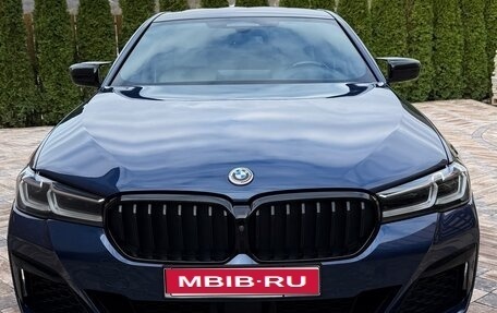 BMW 5 серия, 2020 год, 5 900 000 рублей, 1 фотография