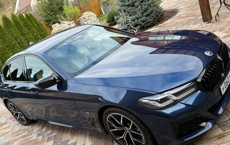 BMW 5 серия, 2020 год, 5 900 000 рублей, 3 фотография