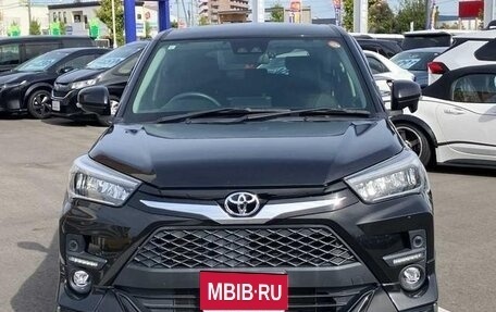 Toyota Raize I, 2021 год, 1 330 000 рублей, 2 фотография