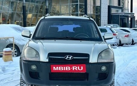 Hyundai Tucson III, 2007 год, 830 000 рублей, 2 фотография