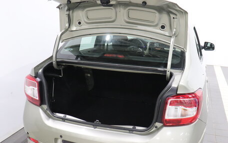 Renault Logan II, 2018 год, 893 000 рублей, 14 фотография