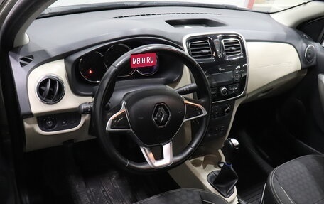 Renault Logan II, 2018 год, 893 000 рублей, 7 фотография