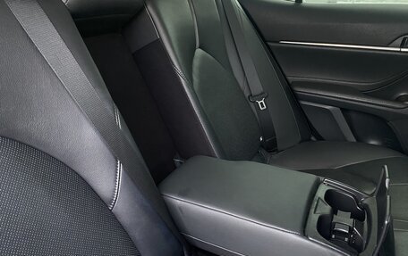 Toyota Camry, 2021 год, 3 050 000 рублей, 8 фотография