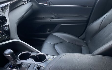 Toyota Camry, 2021 год, 3 050 000 рублей, 15 фотография