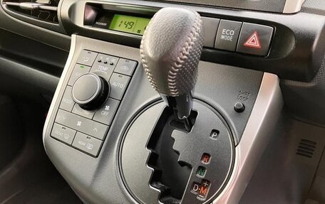 Toyota Wish II, 2012 год, 1 110 000 рублей, 12 фотография