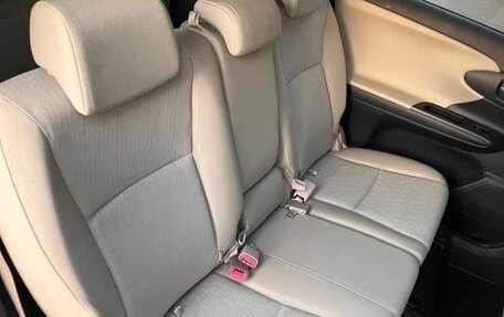 Toyota Wish II, 2012 год, 1 110 000 рублей, 16 фотография