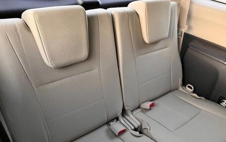 Toyota Wish II, 2012 год, 1 110 000 рублей, 21 фотография