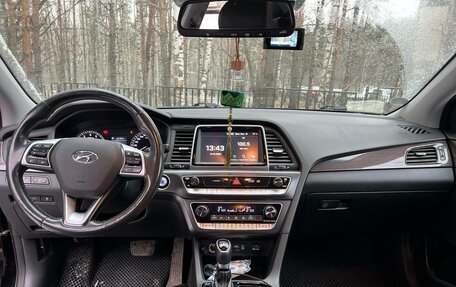 Hyundai Sonata VII, 2018 год, 1 750 000 рублей, 4 фотография