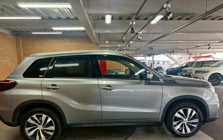 Suzuki Escudo IV, 2022 год, 1 305 000 рублей, 2 фотография