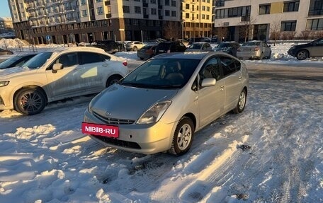 Toyota Prius, 2003 год, 540 000 рублей, 2 фотография