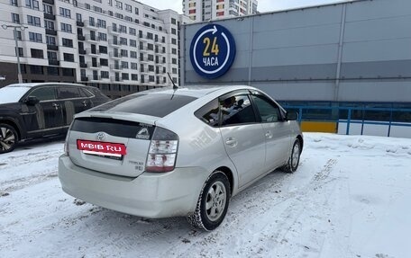 Toyota Prius, 2003 год, 540 000 рублей, 10 фотография