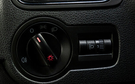 Volkswagen Polo VI (EU Market), 2015 год, 920 000 рублей, 19 фотография