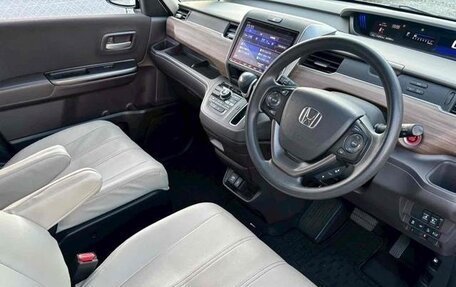 Honda Freed II, 2023 год, 1 579 000 рублей, 9 фотография