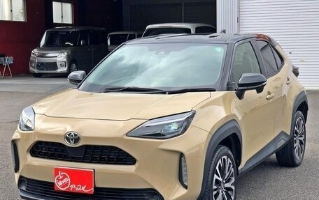 Toyota Yaris Cross, 2021 год, 1 680 000 рублей, 1 фотография