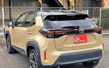 Toyota Yaris Cross, 2021 год, 1 680 000 рублей, 9 фотография