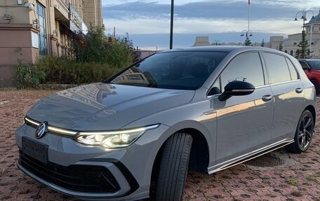 Volkswagen Golf VIII, 2022 год, 1 970 000 рублей, 2 фотография