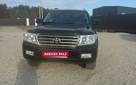 Toyota Land Cruiser 200, 2010 год, 3 300 000 рублей, 9 фотография