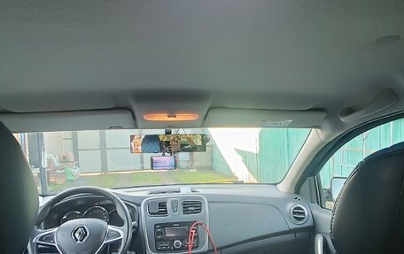 Renault Logan II, 2019 год, 940 000 рублей, 10 фотография