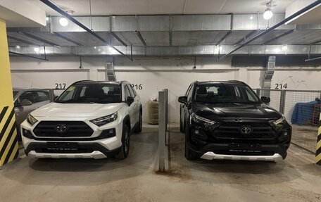 Toyota RAV4, 2025 год, 3 950 000 рублей, 1 фотография