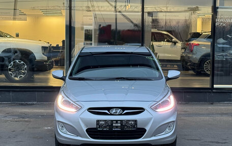 Hyundai Solaris II рестайлинг, 2014 год, 805 000 рублей, 2 фотография