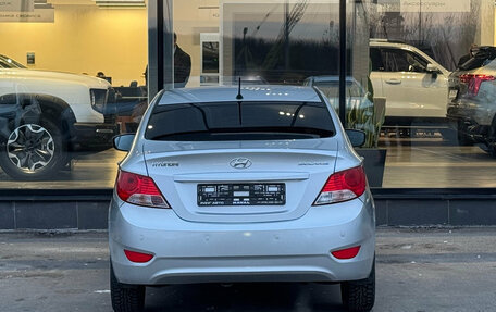 Hyundai Solaris II рестайлинг, 2014 год, 805 000 рублей, 4 фотография