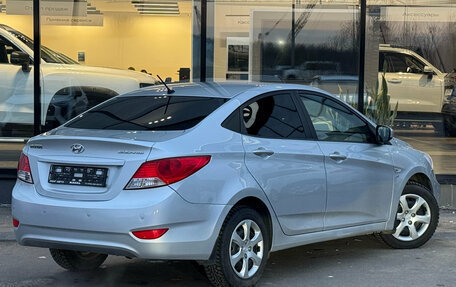 Hyundai Solaris II рестайлинг, 2014 год, 805 000 рублей, 3 фотография