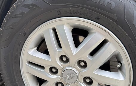 Hyundai H-1 II рестайлинг, 2016 год, 2 400 000 рублей, 8 фотография