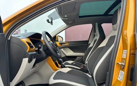 Volkswagen T-Cross I, 2021 год, 1 840 007 рублей, 7 фотография