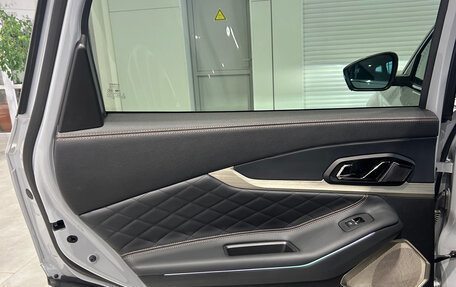 CheryExeed TXL, 2023 год, 2 400 000 рублей, 10 фотография