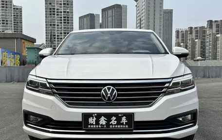 Volkswagen Lavida, 2021 год, 1 590 007 рублей, 2 фотография