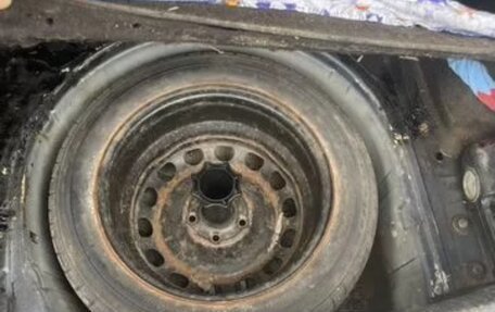 Volkswagen Passat B5+ рестайлинг, 1998 год, 370 000 рублей, 3 фотография