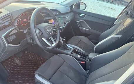 Audi Q3, 2022 год, 2 410 000 рублей, 8 фотография