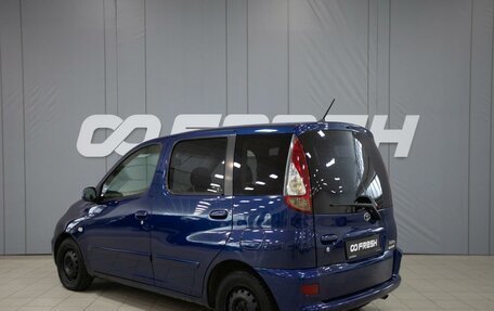 Toyota FunCargo, 2003 год, 490 000 рублей, 2 фотография