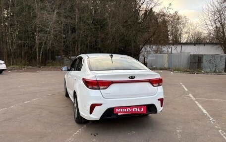 KIA Rio IV, 2018 год, 749 000 рублей, 7 фотография