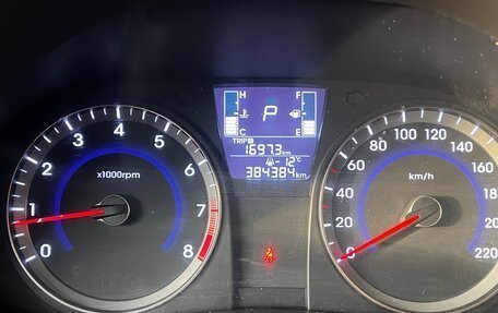 Hyundai Solaris II рестайлинг, 2014 год, 600 000 рублей, 8 фотография