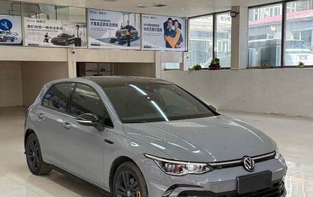 Volkswagen Golf VIII, 2022 год, 2 090 000 рублей, 3 фотография