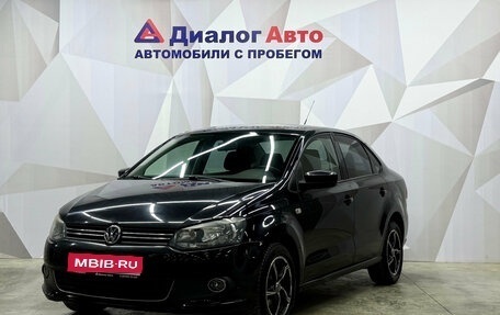 Volkswagen Polo VI (EU Market), 2012 год, 800 000 рублей, 1 фотография