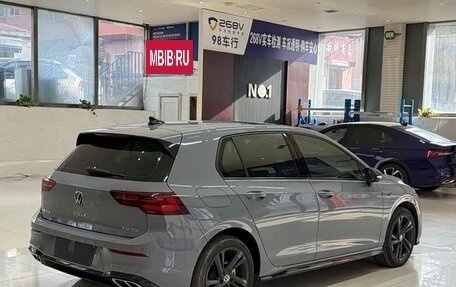 Volkswagen Golf VIII, 2022 год, 2 090 000 рублей, 6 фотография