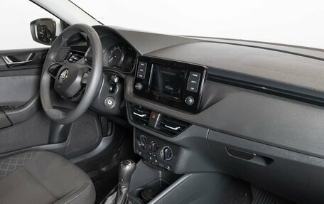 Skoda Rapid II, 2020 год, 1 695 000 рублей, 8 фотография