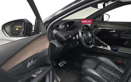 Peugeot 5008 II, 2022 год, 2 180 000 рублей, 6 фотография