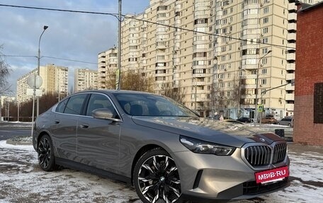 BMW 5 серия, 2024 год, 7 800 000 рублей, 2 фотография