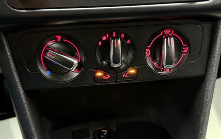 Volkswagen Polo VI (EU Market), 2012 год, 800 000 рублей, 15 фотография