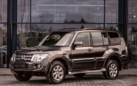 Mitsubishi Pajero IV, 2012 год, 1 695 000 рублей, 1 фотография