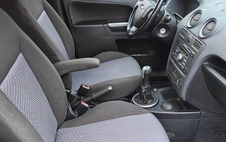 Ford Fusion I, 2007 год, 250 000 рублей, 16 фотография