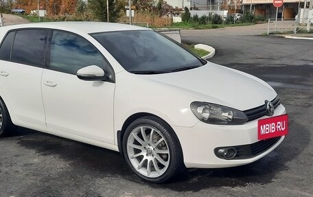 Volkswagen Golf VI, 2012 год, 940 000 рублей, 2 фотография
